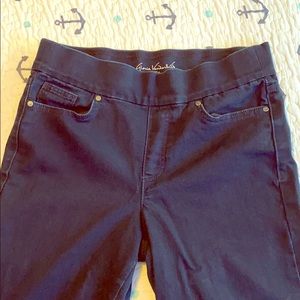 Black stretch Capris